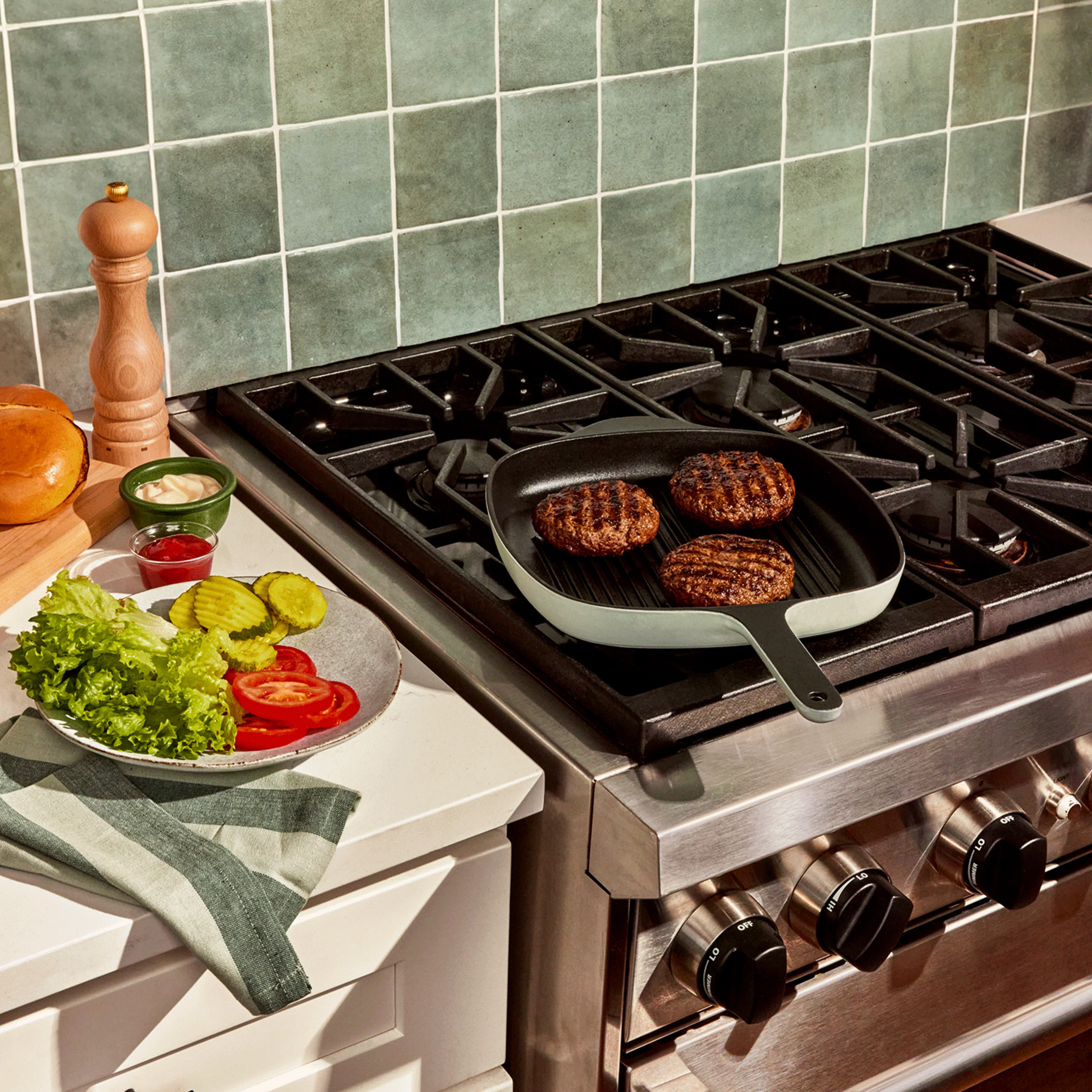 Cast Iron Grill Pan, 10.5" - Image 3