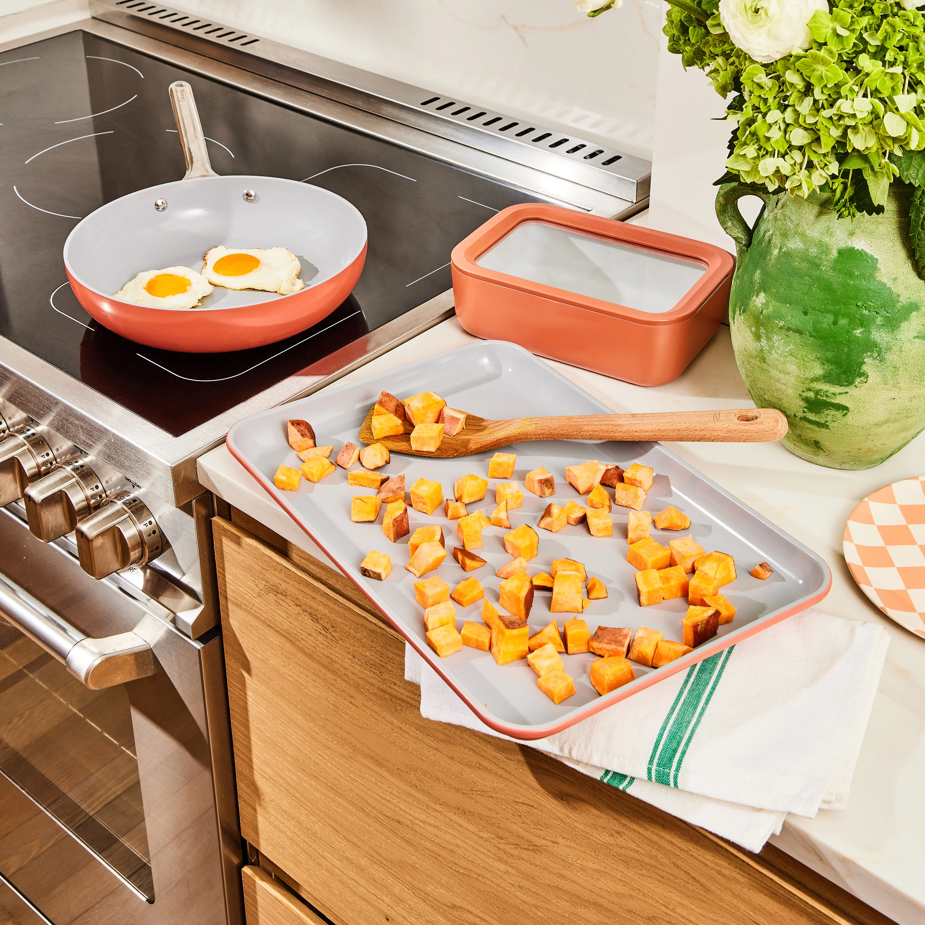 Medium Ceramic Baking Sheet - Image 4