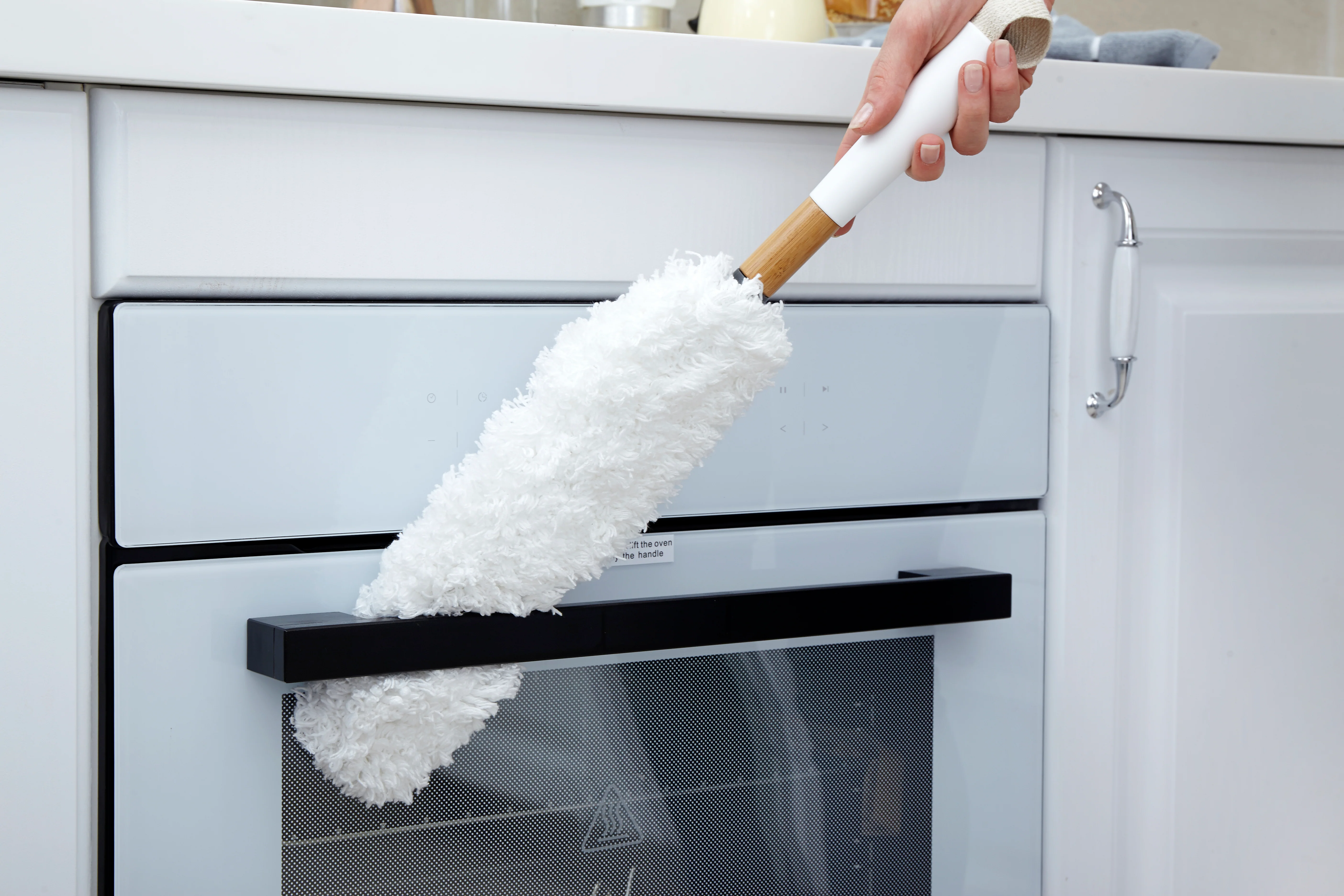 Dust Whisperer Filament Microfiber Duster - Image 2