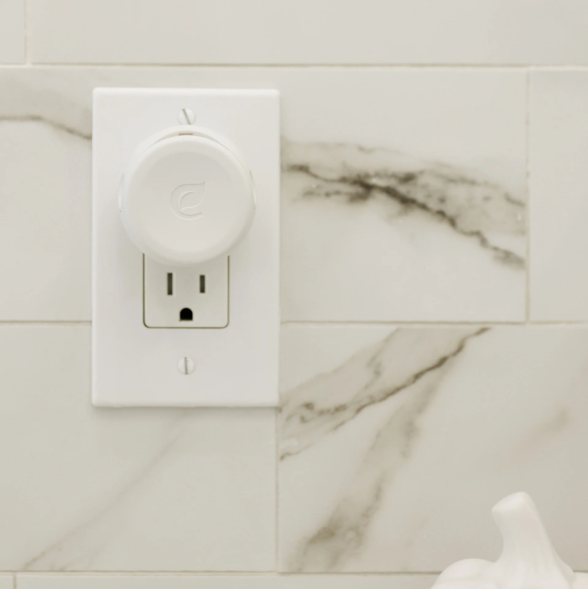 Plug-in Air Freshener Refill - Image 71