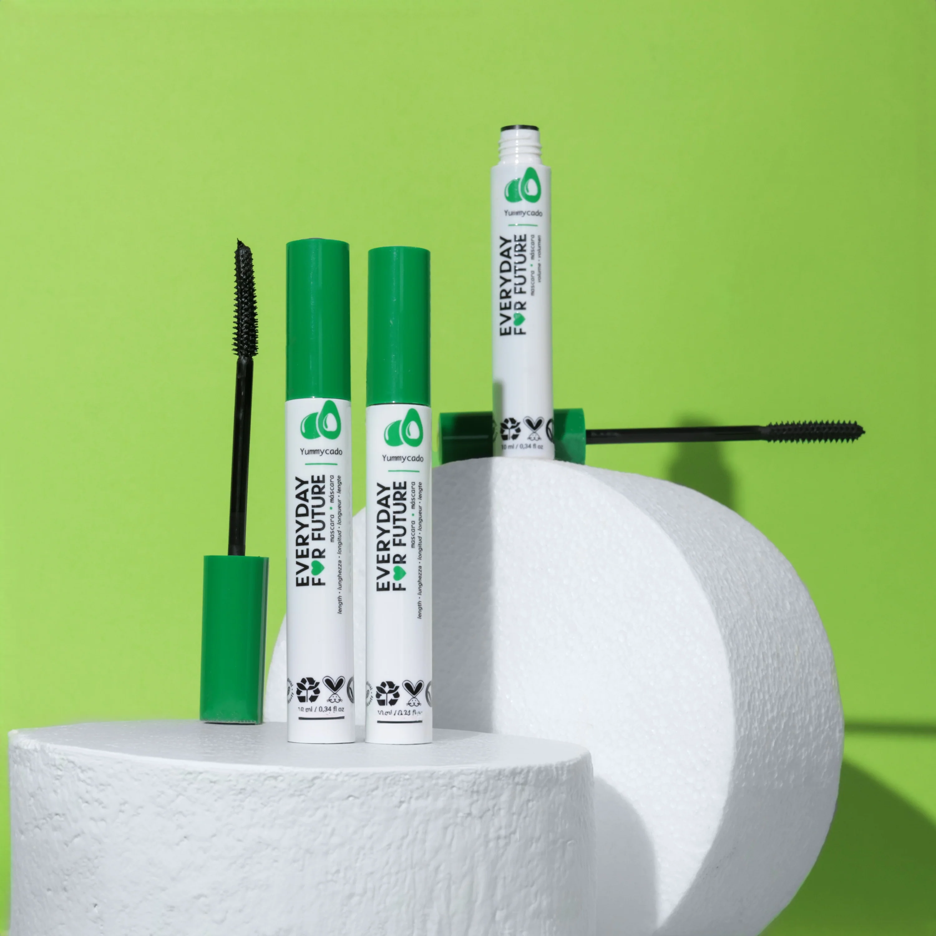 Volumizing Avocado Mascara with Castor Oil - Image 5